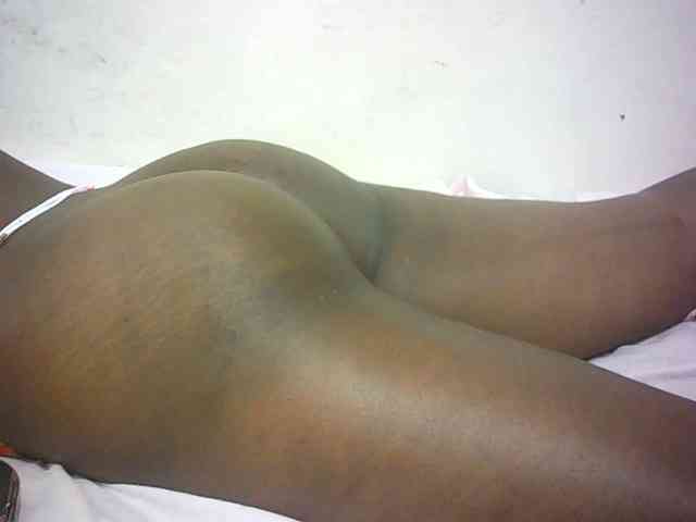 Hairy-ebony-couple webcam
