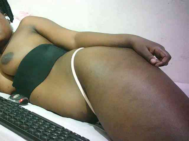 Hairy-ebony-couple webcam