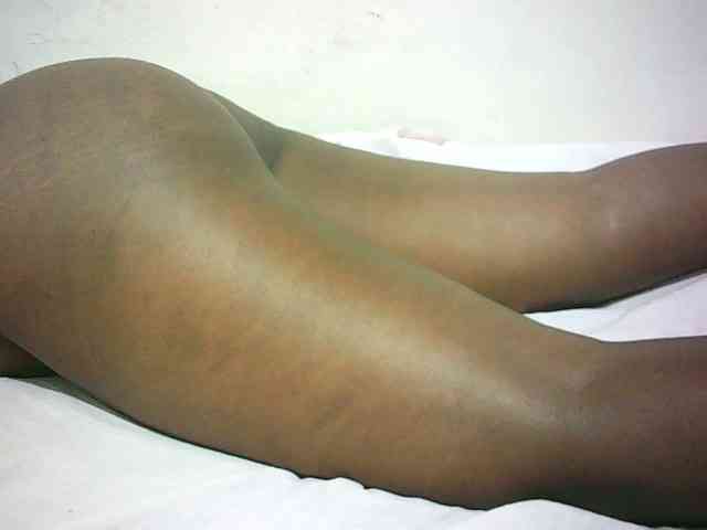 Hairy-ebony-couple webcam