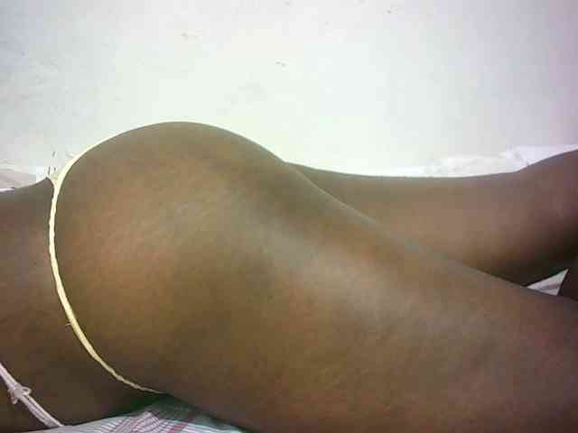 Hairy-ebony-couple webcam