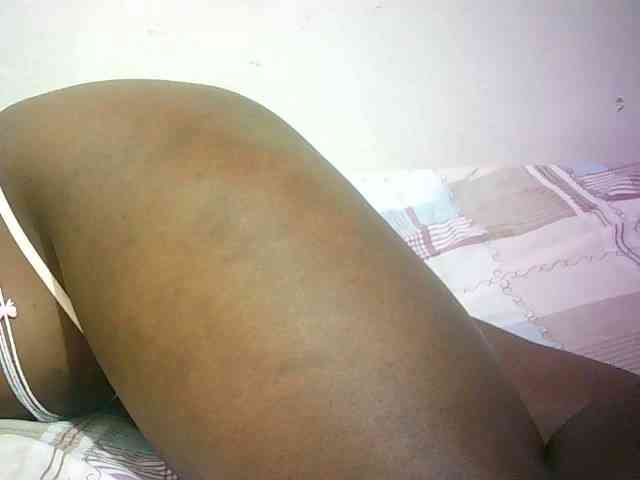 Hairy-ebony-couple webcam