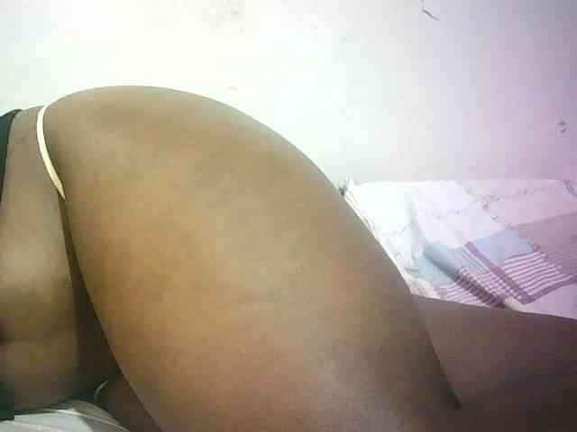 Hairy-ebony-couple webcam