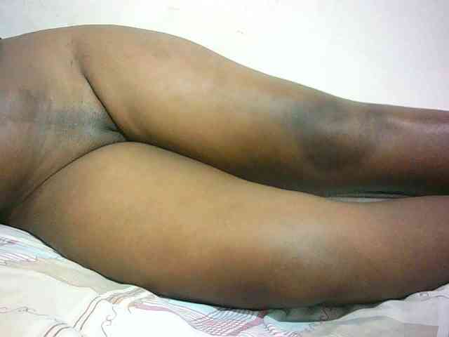 Hairy-ebony-couple