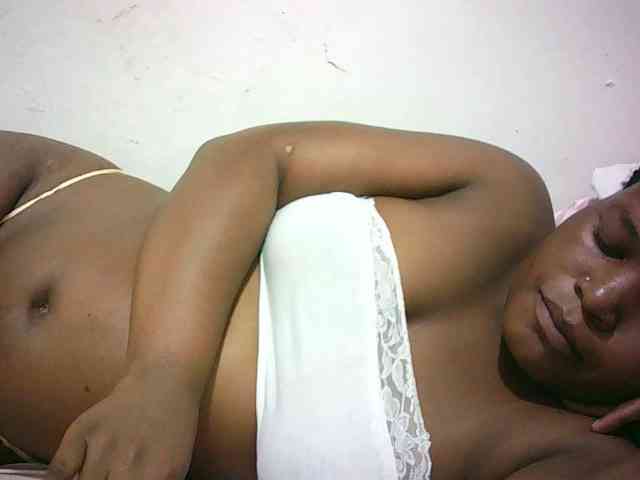 Hairy-ebony-couple webcam