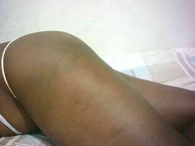 Hairy-ebony-couple webcam