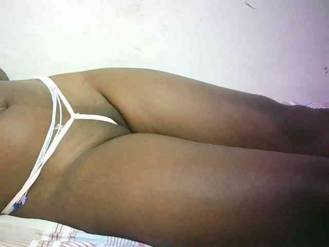 Hairy-ebony-couple webcam