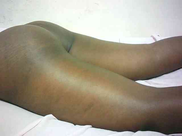 Hairy-ebony-couple webcam