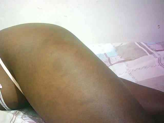 Hairy-ebony-couple webcam