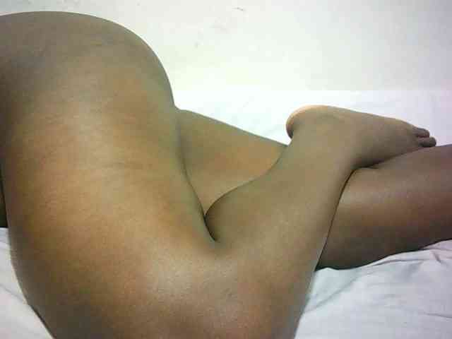 Hairy-ebony-couple webcam
