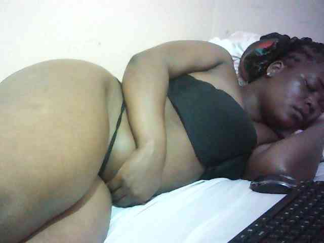 Hairy-ebony-couple webcam