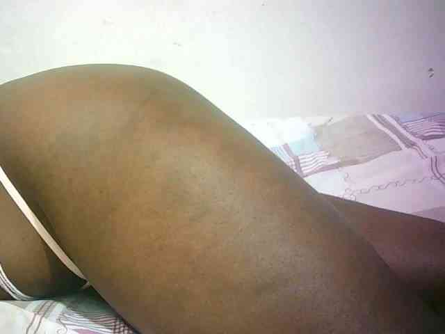 Hairy-ebony-couple webcam