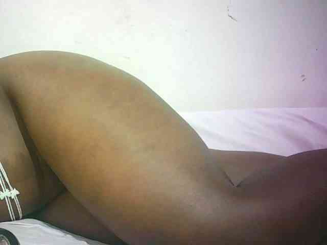 Hairy-ebony-couple webcam