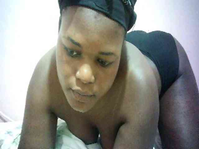 Hairy-ebony-couple webcam