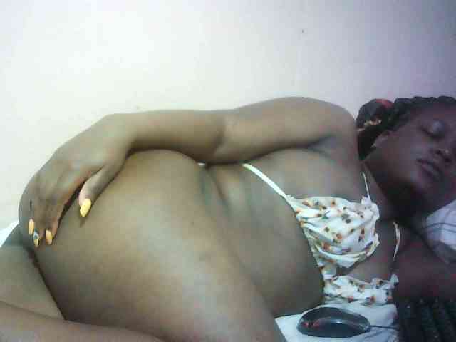 Hairy-ebony-couple webcam