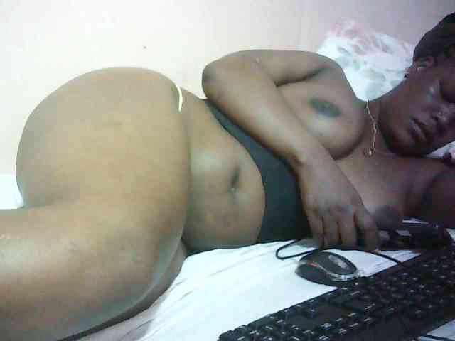 Hairy-ebony-couple webcam