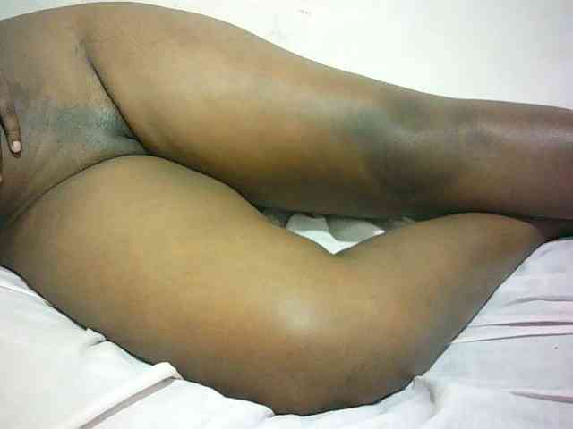 Hairy-ebony-couple