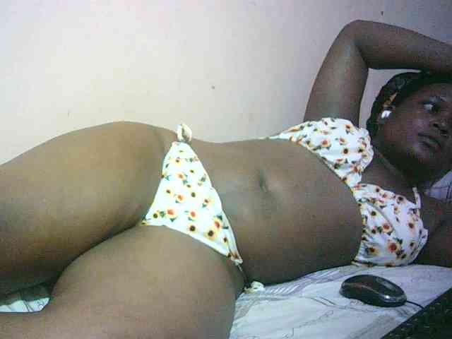 Hairy-ebony-couple webcam