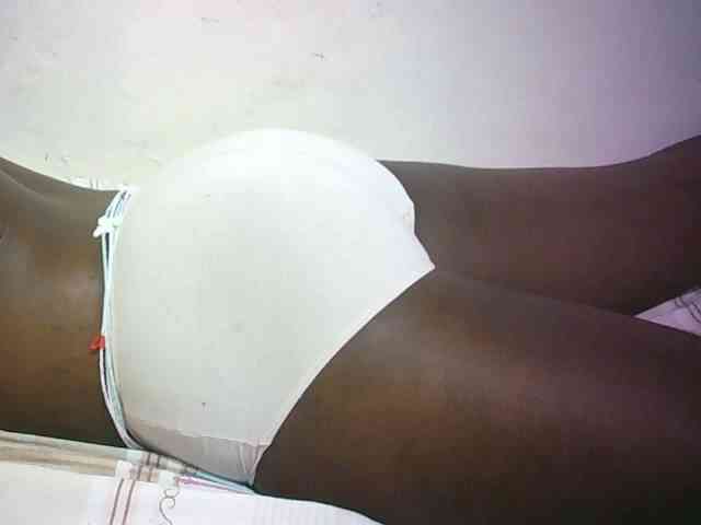 Hairy-ebony-couple webcam