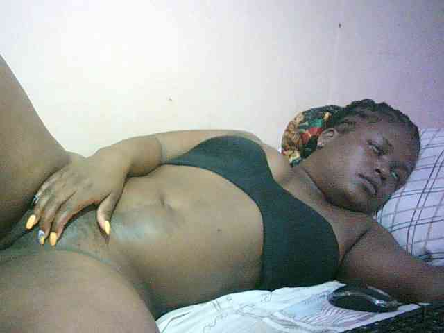 Hairy-ebony-couple webcam
