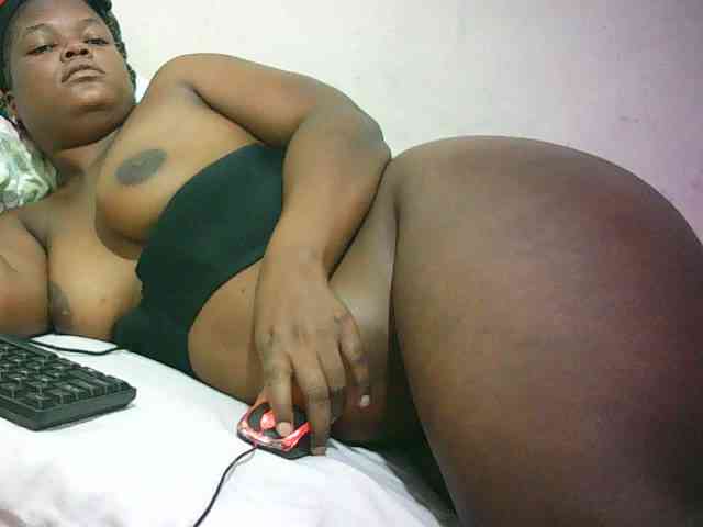 Hairy-ebony-couple webcam