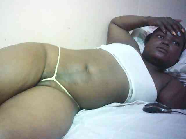 Hairy-ebony-couple webcam