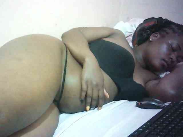 Hairy-ebony-couple webcam