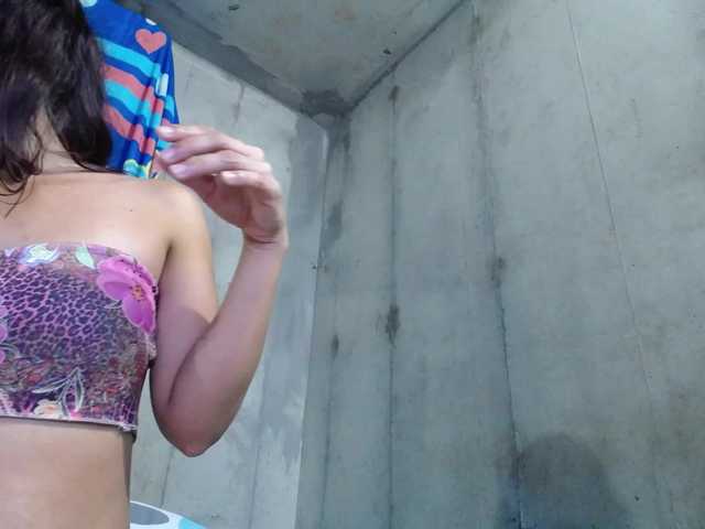 Arabella961 live cam on BongaCams