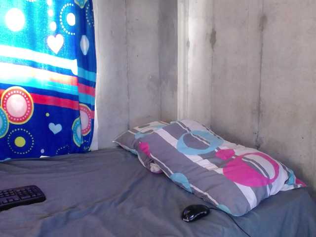 Arabella961 live cam on BongaCams