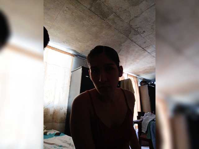 Arabella961 live cam on BongaCams