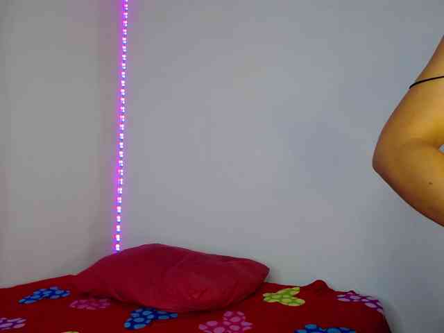 Arabella961 webcam