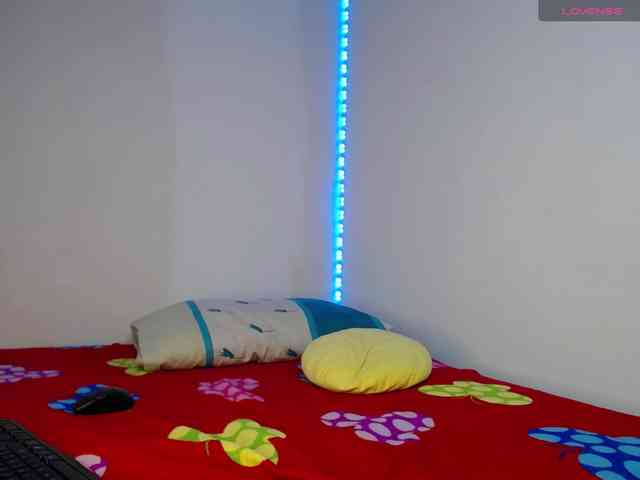 Arabella961 webcam