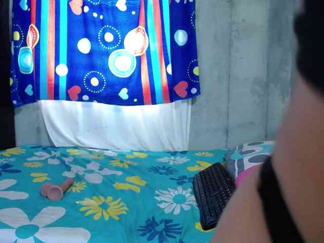 Arabella961 webcam