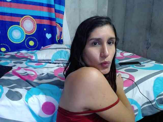 Arabella961 Live Webcam on BongaCams