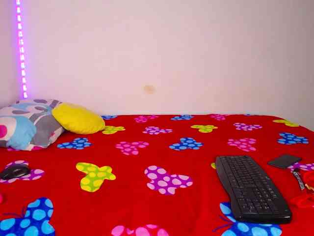 Arabella961 webcam