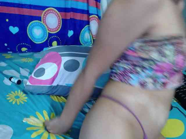 Arabella961 webcam