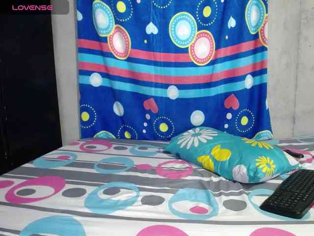 Arabella961 webcam