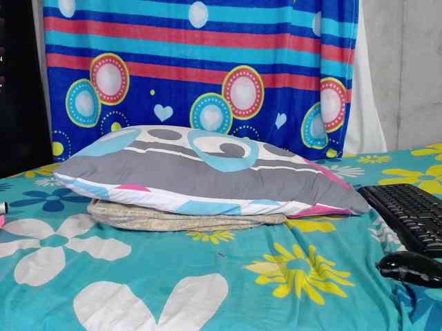 Arabella961 webcam
