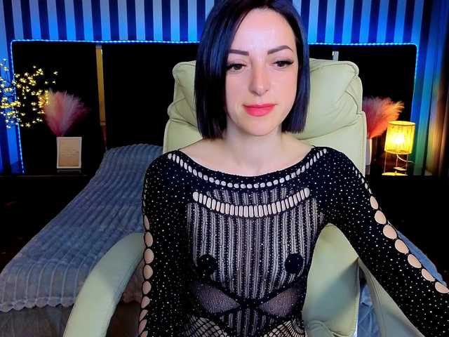 DalorasLin's BongaCams show and profile