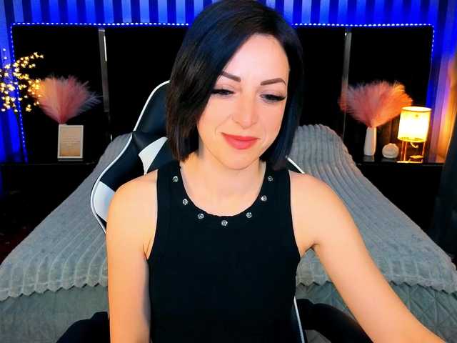 DalorasLin's BongaCams show and profile