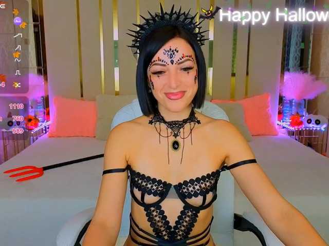 DalorasLin live cam on BongaCams