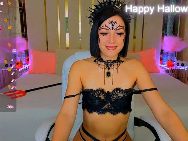 DalorasLin live cam on BongaCams