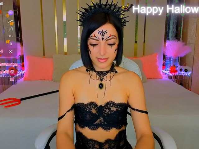 DalorasLin live cam on BongaCams