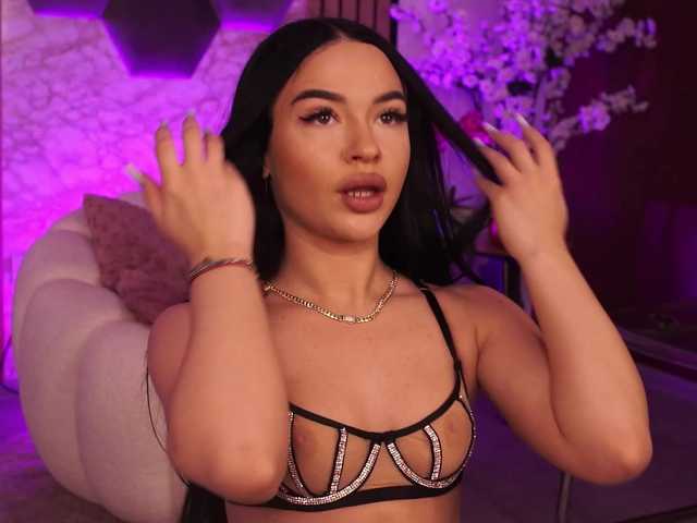 SashaLorrenz live cam on BongaCams