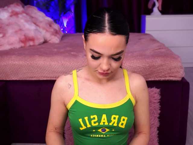 SashaLorrenz's BongaCams show and profile