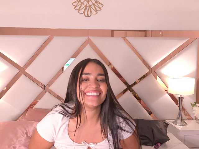 Kiara-Rouse live cam on BongaCams