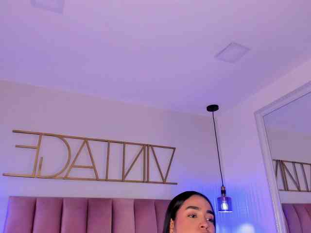 Kiara-Rouse webcam