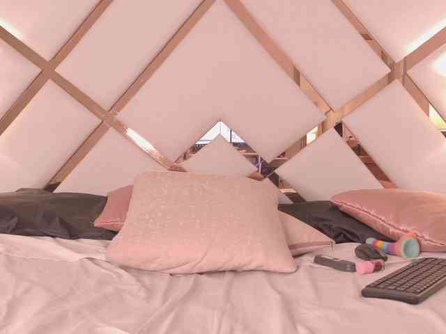 Kiara-Rouse webcam