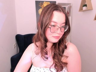 HoneyGlow Porn Show