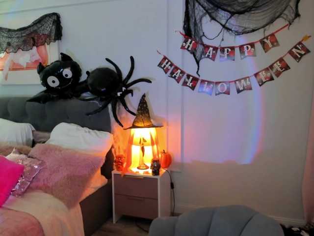HoneyGlow live cam on BongaCams