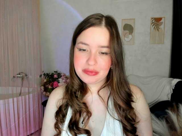 HoneyGlow live cam on BongaCams